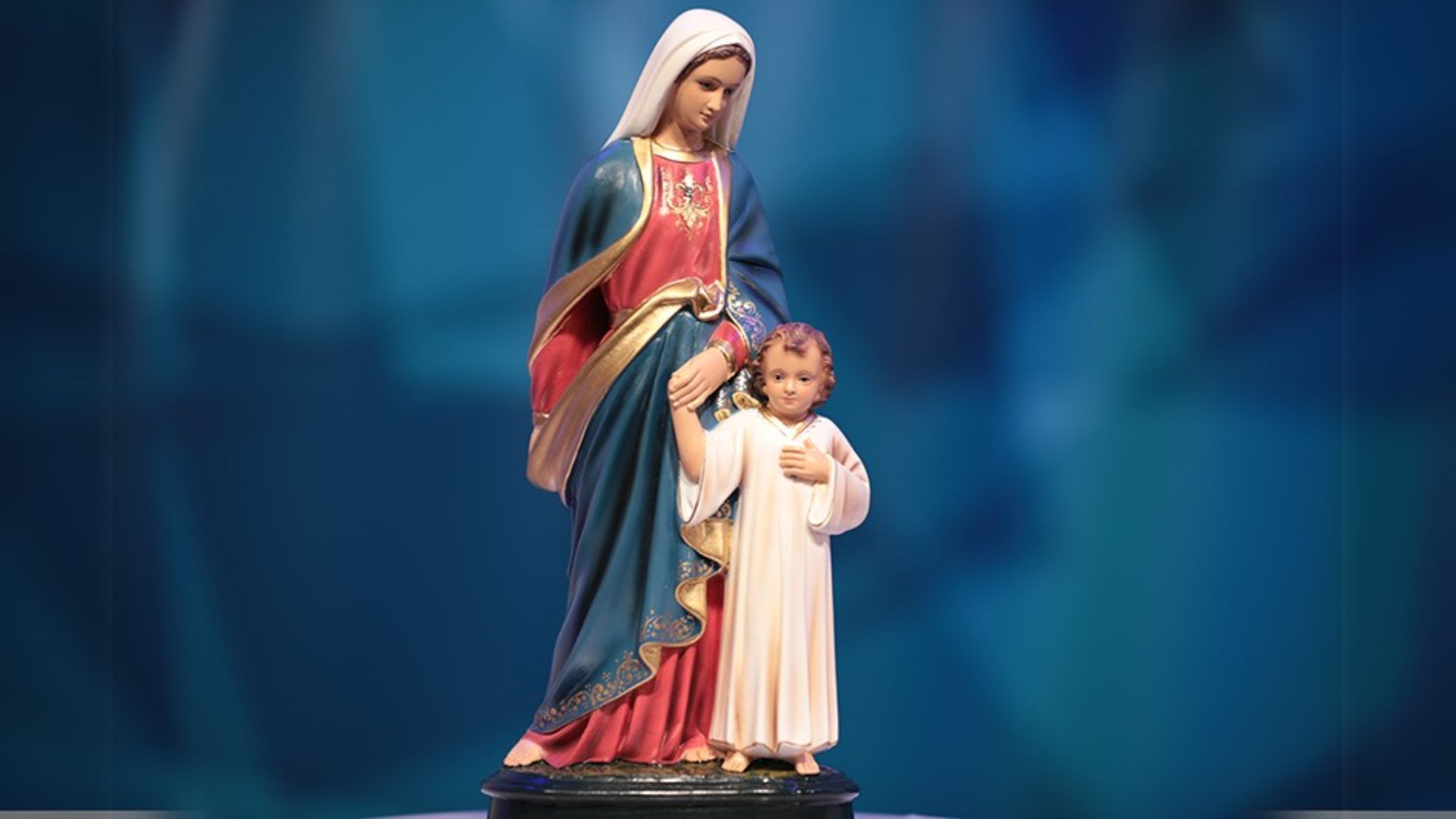 como rezar o terço de maria passa na frente